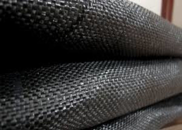 PE Woven Geotextile Fabric Monofilament , 400G 8m Width 100KNM